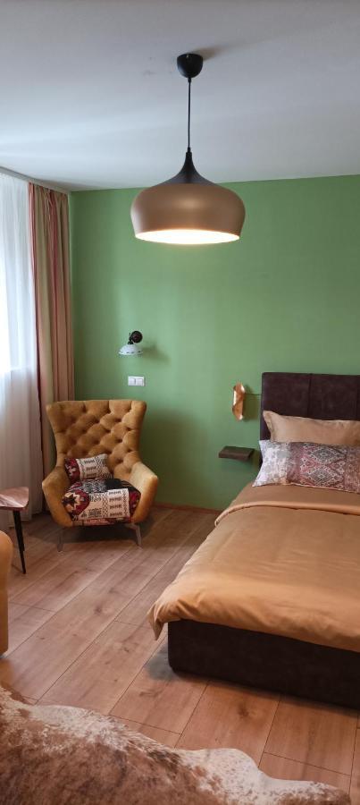 Guest House Klaudija Trogir Eksteriør bilde