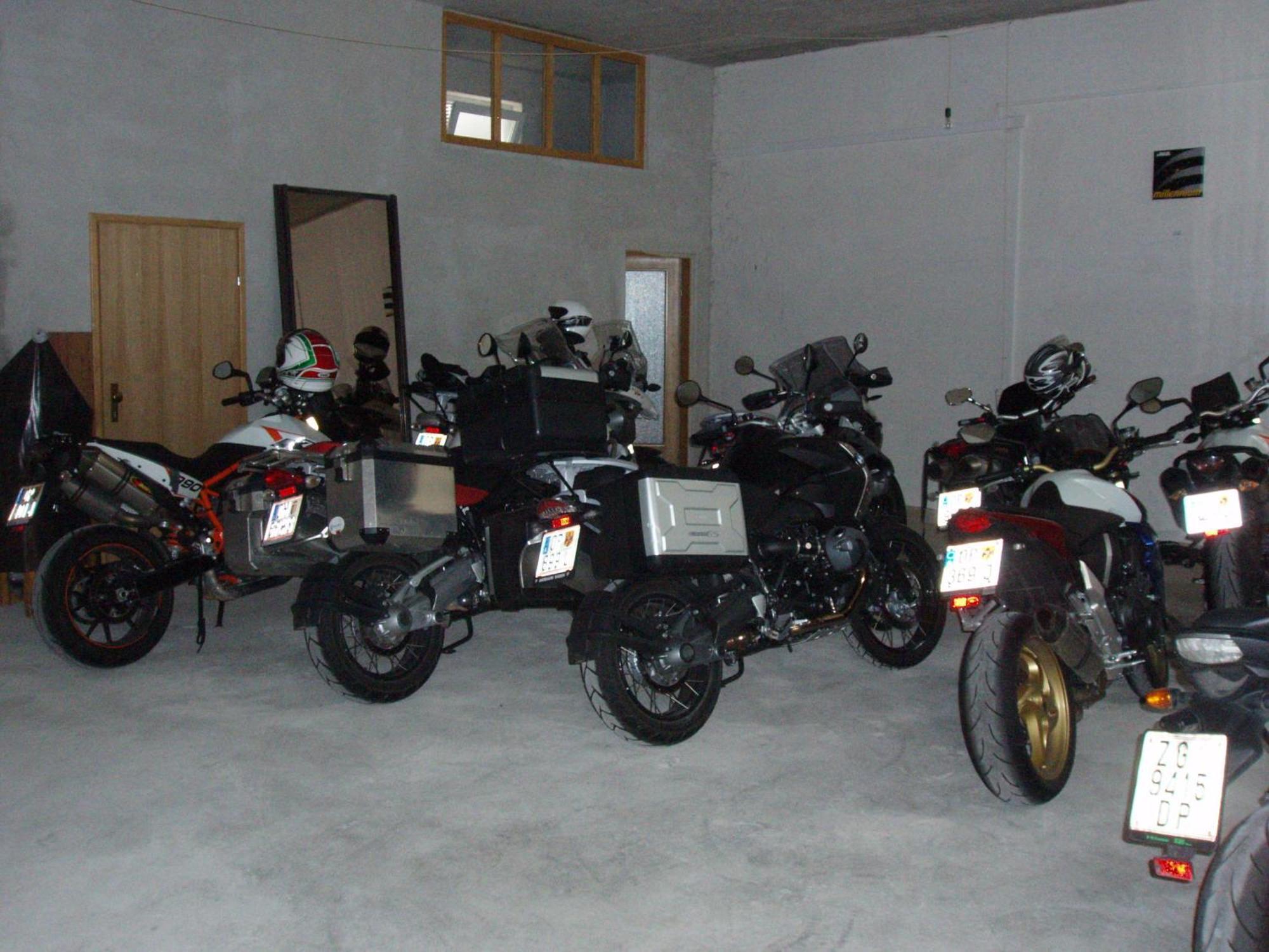 Guest House Klaudija Trogir Eksteriør bilde